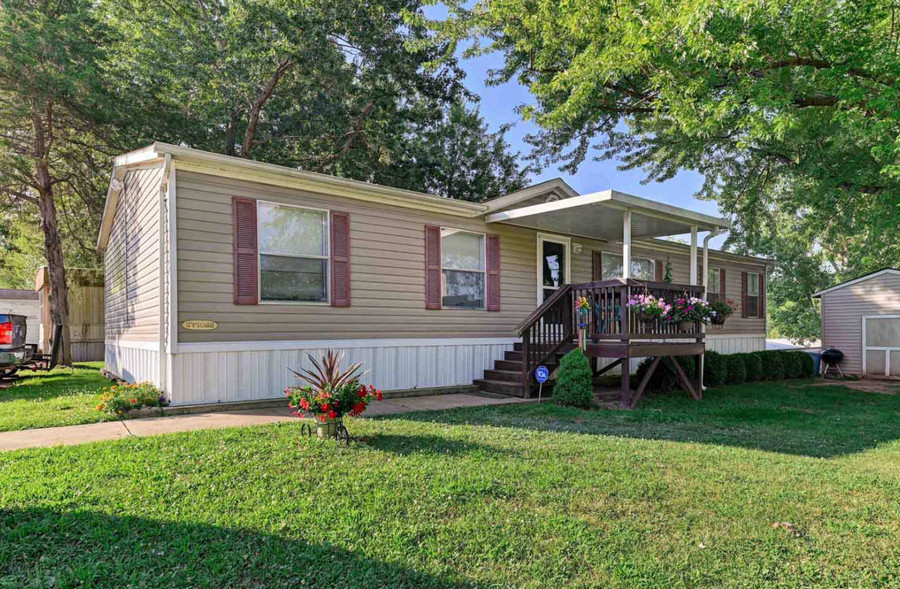 Are Manufactured Homes for Rent Cheaper Than Apartments?