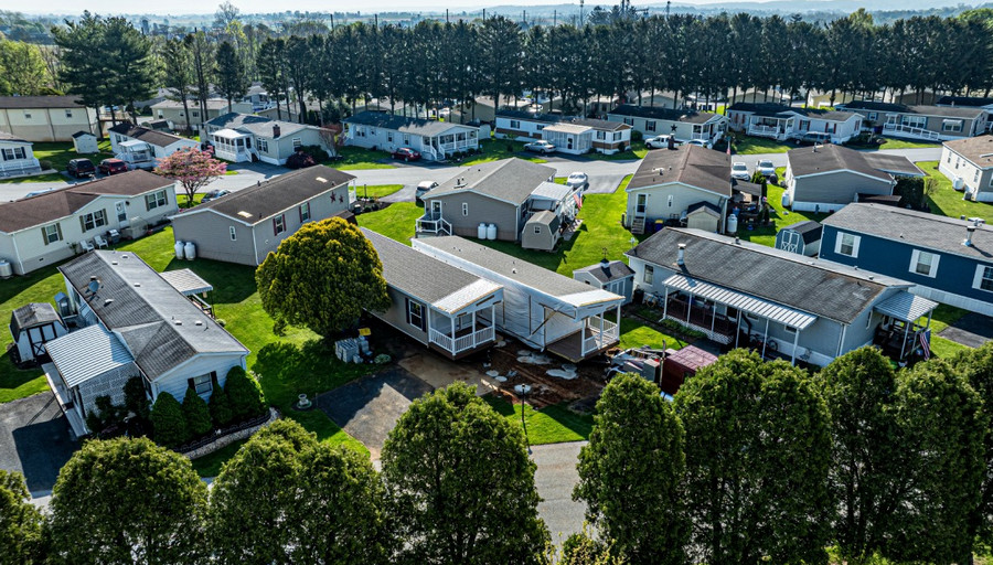 What to Know Before Moving Into a Mobile Home Park in Florida
